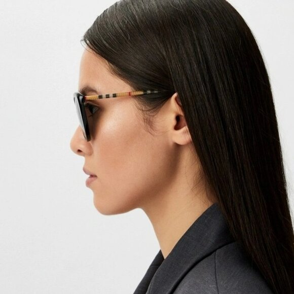 Burberry Cat Eye Sunglasses BE4407 385387 Black Frame Grey Lenses – Women - Picture 12 of 12